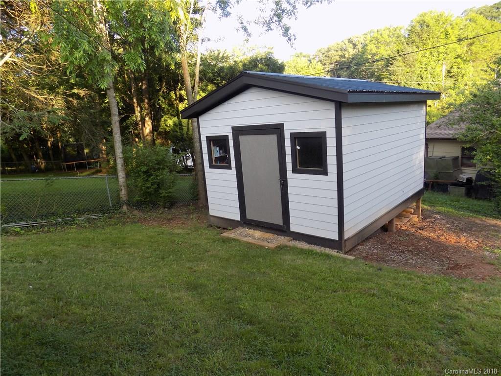 300 Donnybrook Drive Asheville NC 28806