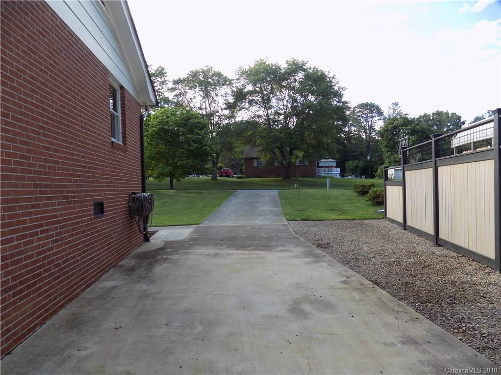 300 Donnybrook Drive Asheville NC 28806