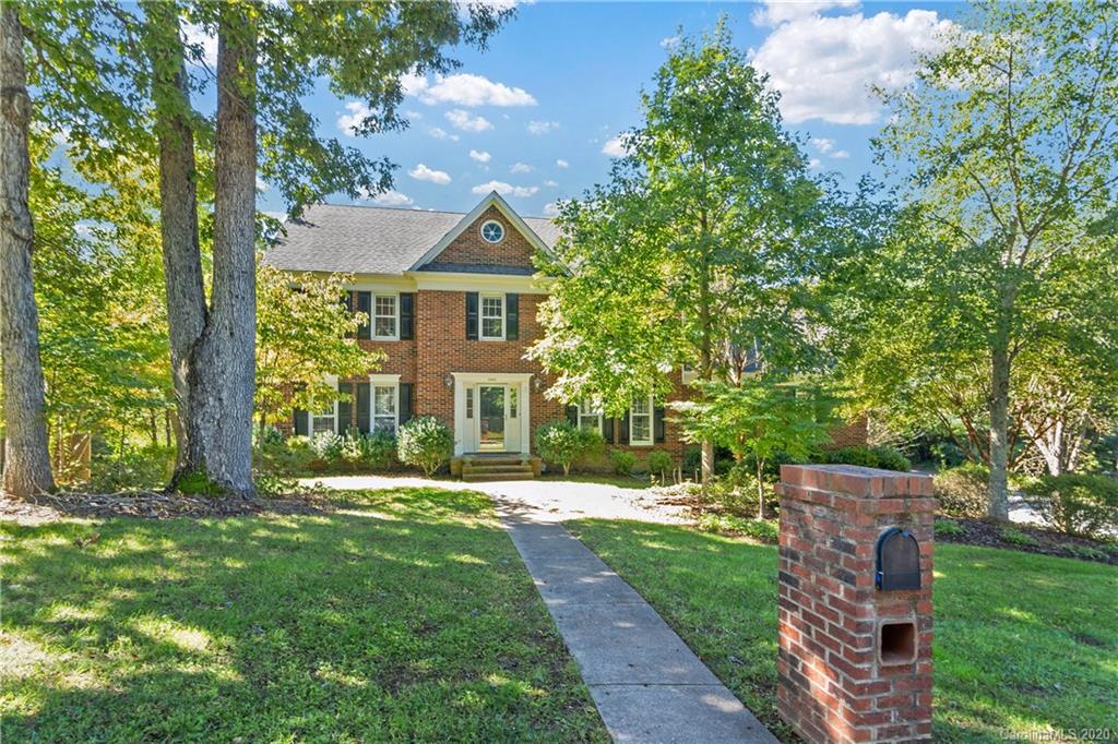 2002 Kilkenney Hill Road Matthews NC 28105