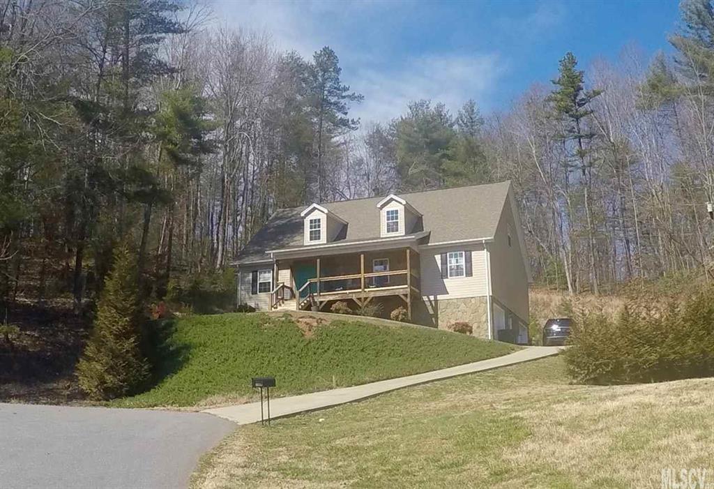 1204 Georgetown Court Lenoir NC 28645