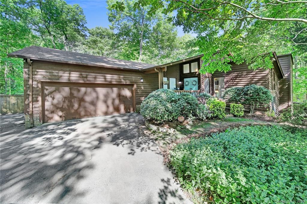 221 Misty Dawn Lane Charlotte NC 28270