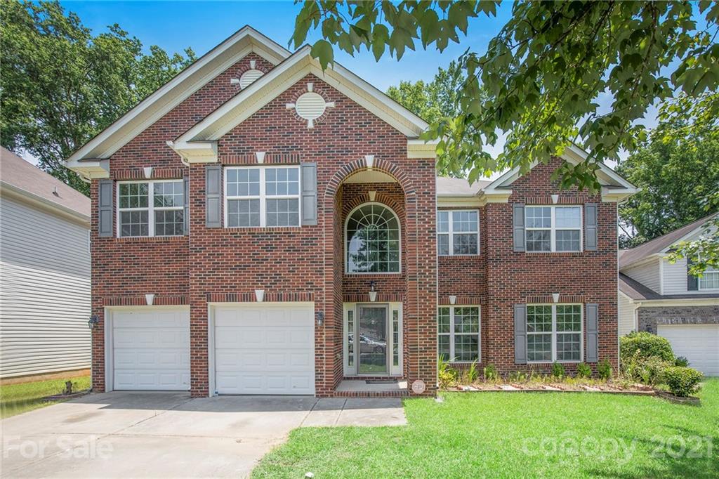 8228 Four Sisters Lane Charlotte NC 28215