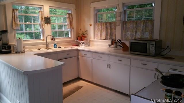 37 Skyland Circle Asheville NC 28804
