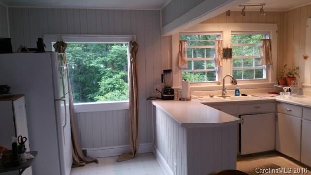 37 Skyland Circle Asheville NC 28804