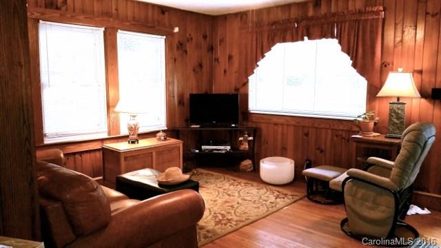 37 Skyland Circle Asheville NC 28804