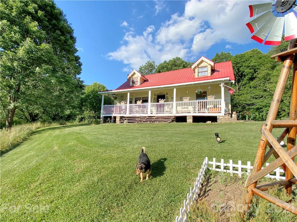 718 Wills Way Canton NC 28716