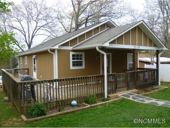 17 Maple Lane Arden NC 28704