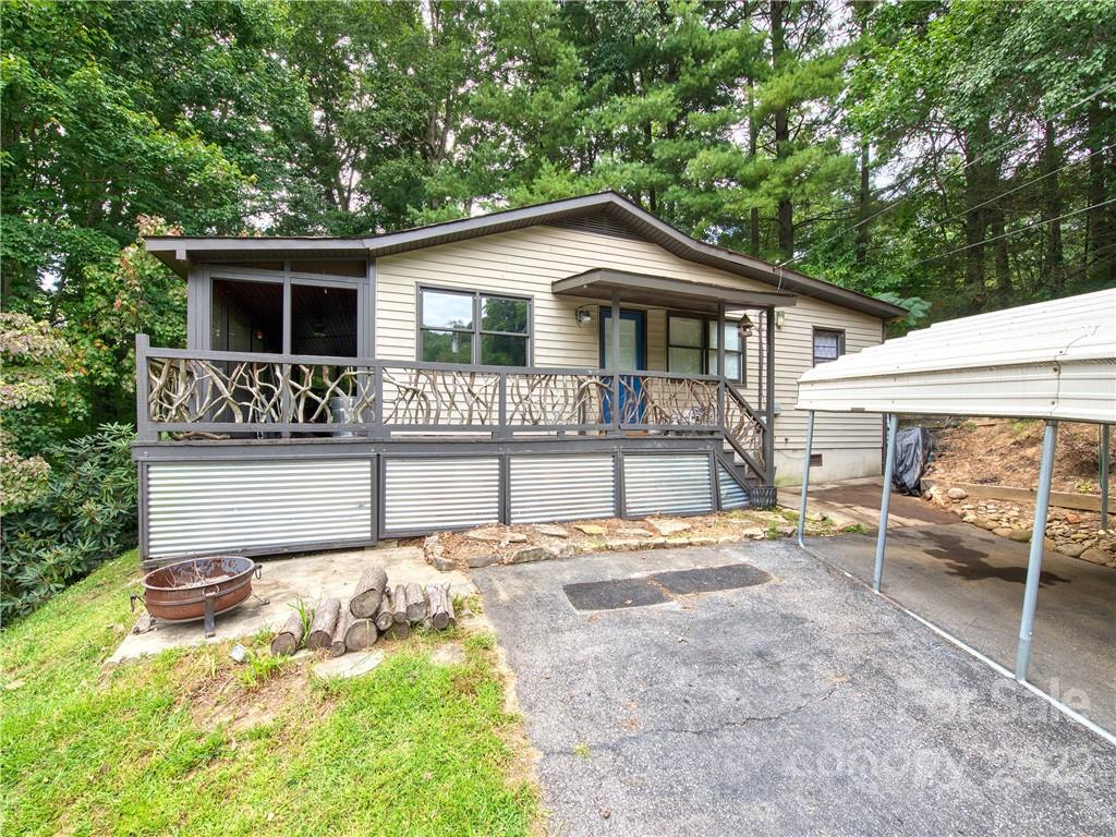 35 Sandsridge Way Waynesville NC 28785