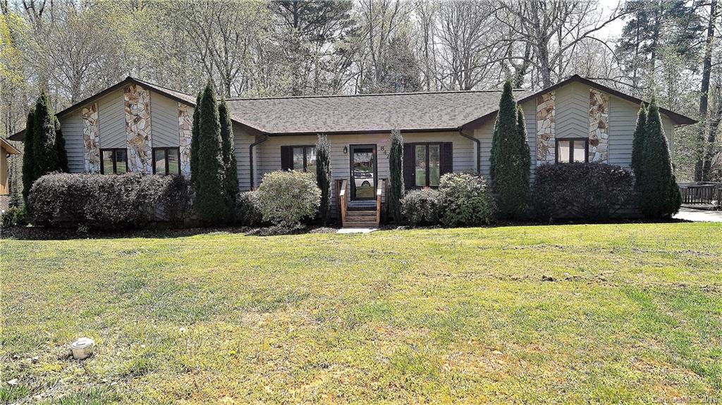 842 Hunter Drive Mooresville NC 28115