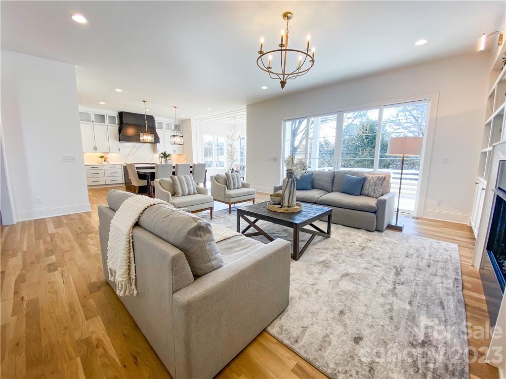 626 Melbourne Court Charlotte NC 28209