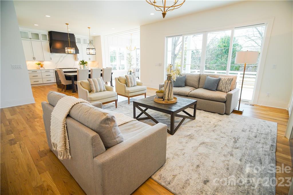 626 Melbourne Court Charlotte NC 28209