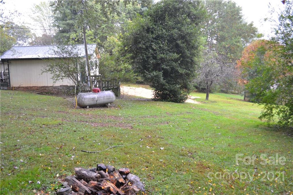 31 Fair Drive Candler NC 28715