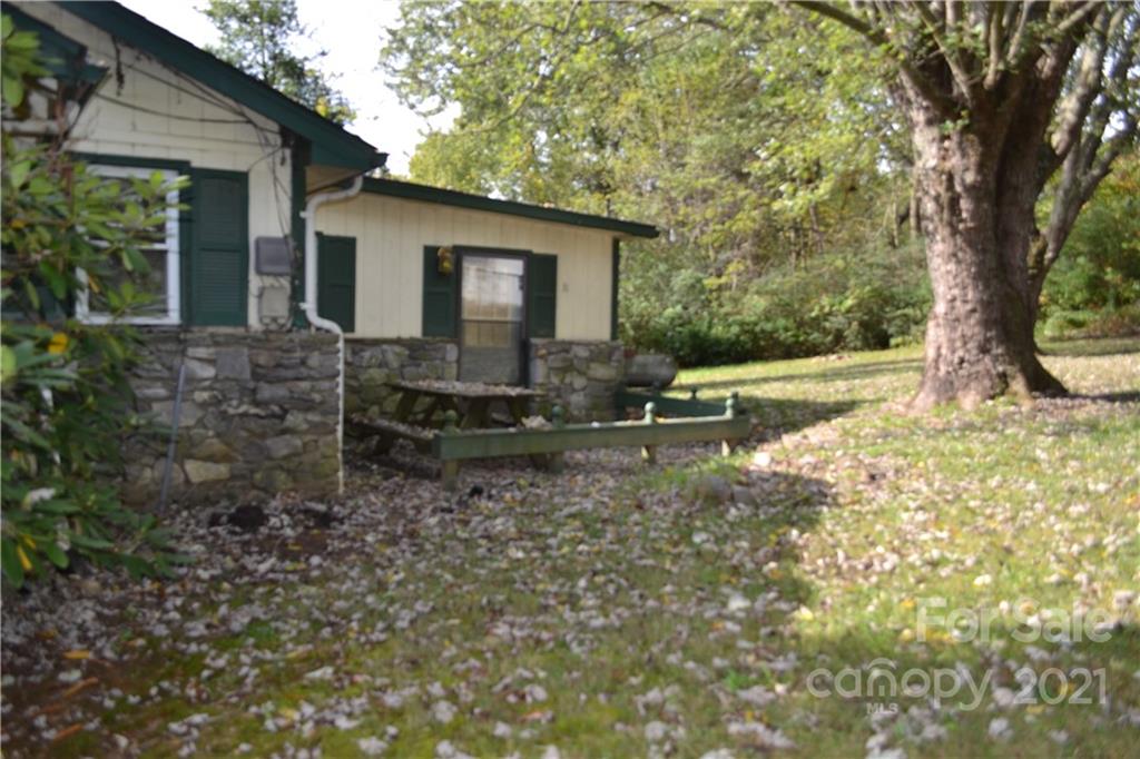 31 Fair Drive Candler NC 28715