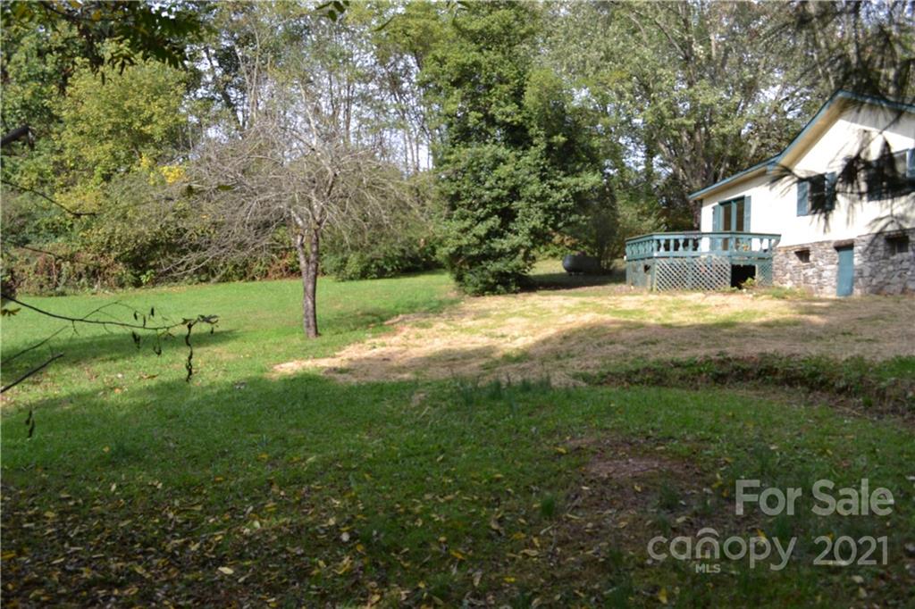 31 Fair Drive Candler NC 28715