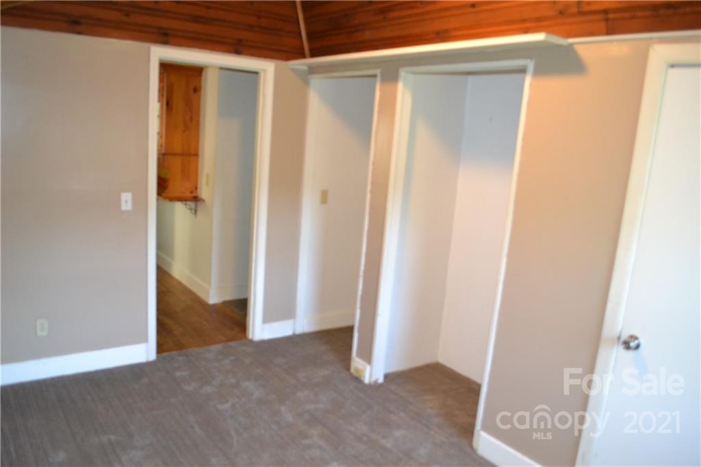 31 Fair Drive Candler NC 28715