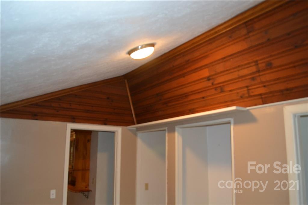 31 Fair Drive Candler NC 28715