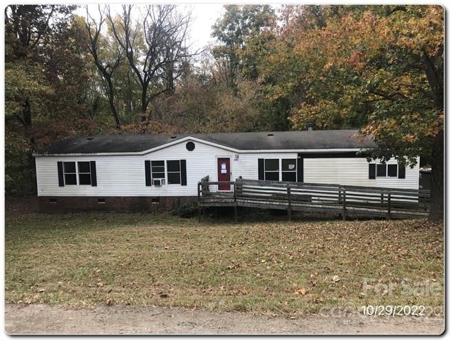 2001 Stanley Lucia Road Mount Holly NC 28120
