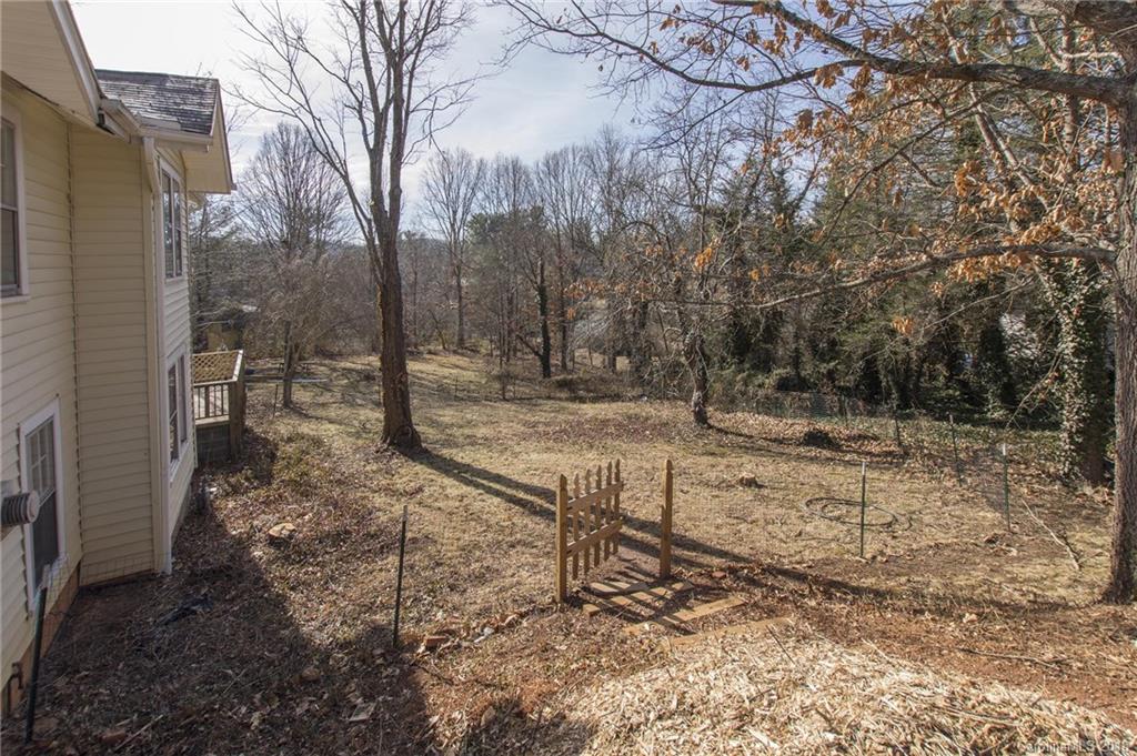145 Beaver Drive Asheville NC 28804