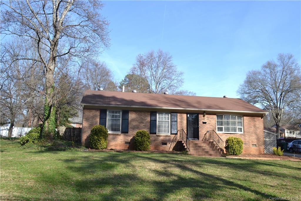 1715 Shannonhouse Drive Charlotte NC 28215