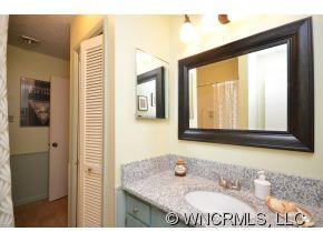 33 Patriots Drive Asheville NC 28805