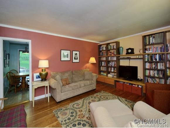 63 Skyview Terrace Asheville NC 28806
