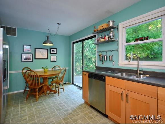 63 Skyview Terrace Asheville NC 28806