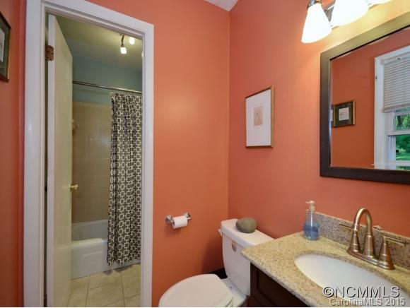 63 Skyview Terrace Asheville NC 28806