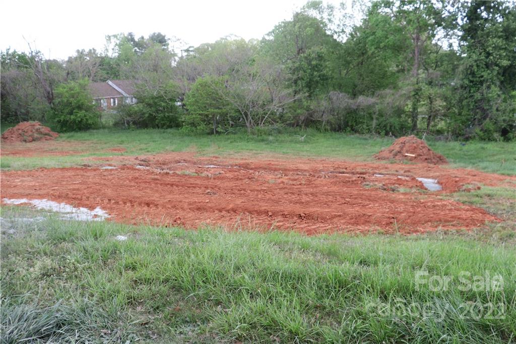 92 24th Street NW Hickory NC 28601