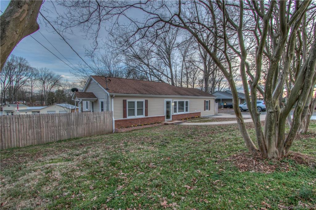 301 Lanier Avenue Mount Holly NC 28120