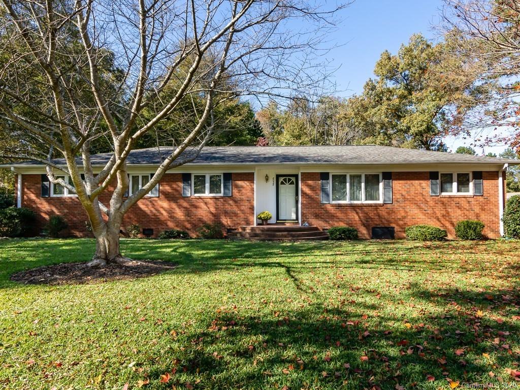 8028 Larkhaven Road Charlotte NC 28216