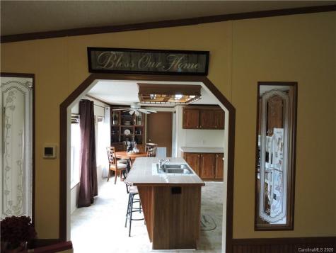 2245 Roaring Fork Road Mars Hill NC 28754