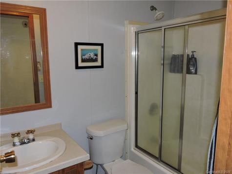 2245 Roaring Fork Road Mars Hill NC 28754