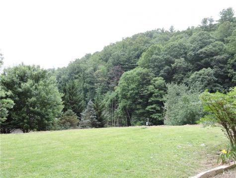 2245 Roaring Fork Road Mars Hill NC 28754