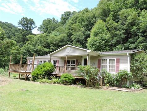 2245 Roaring Fork Road Mars Hill NC 28754