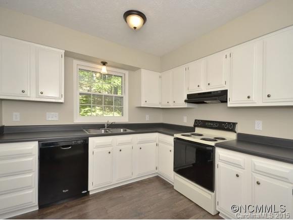 12 Riverbend Drive Asheville NC 28805