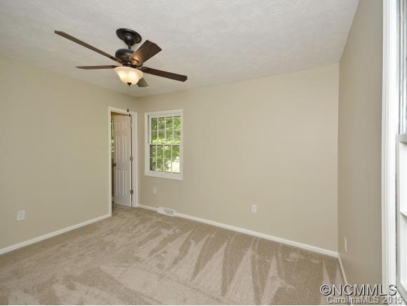12 Riverbend Drive Asheville NC 28805