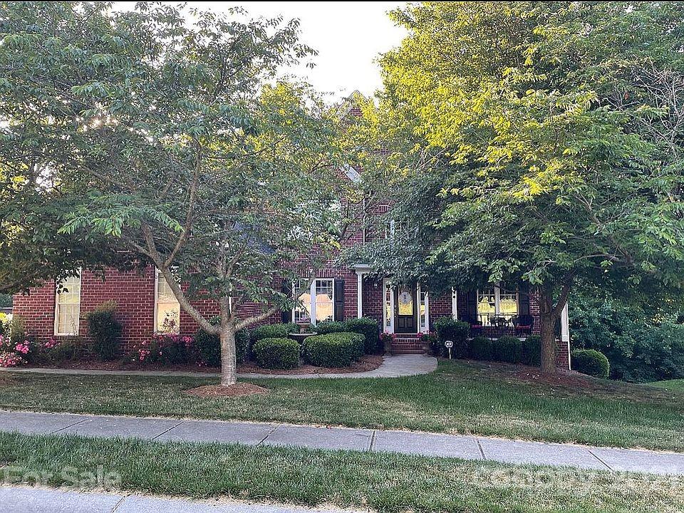 9918 Legolas Lane Charlotte NC 28269