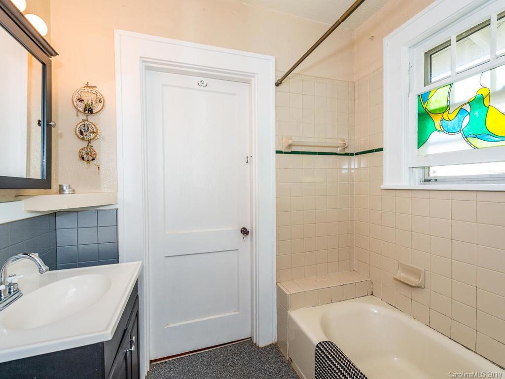 3 Oakmont Terrace Asheville NC 28806