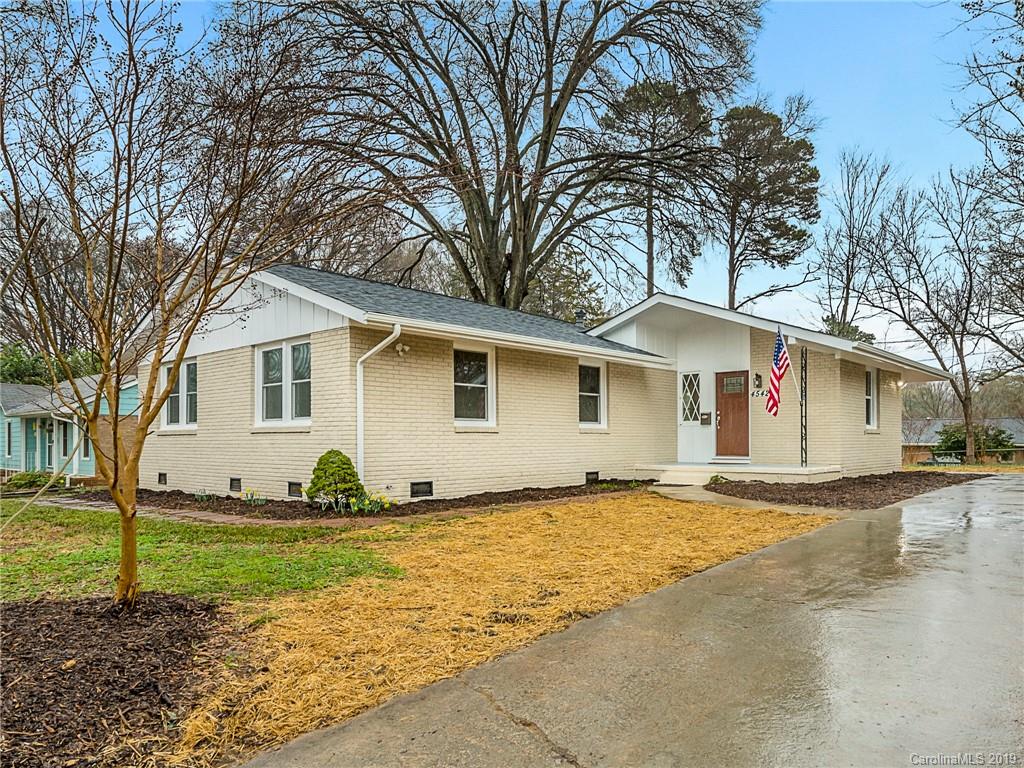 4542 Crestmont Drive Charlotte NC 28205