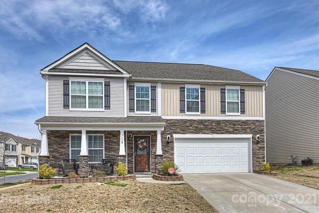 7038 Thorncrown Street Charlotte NC 28214