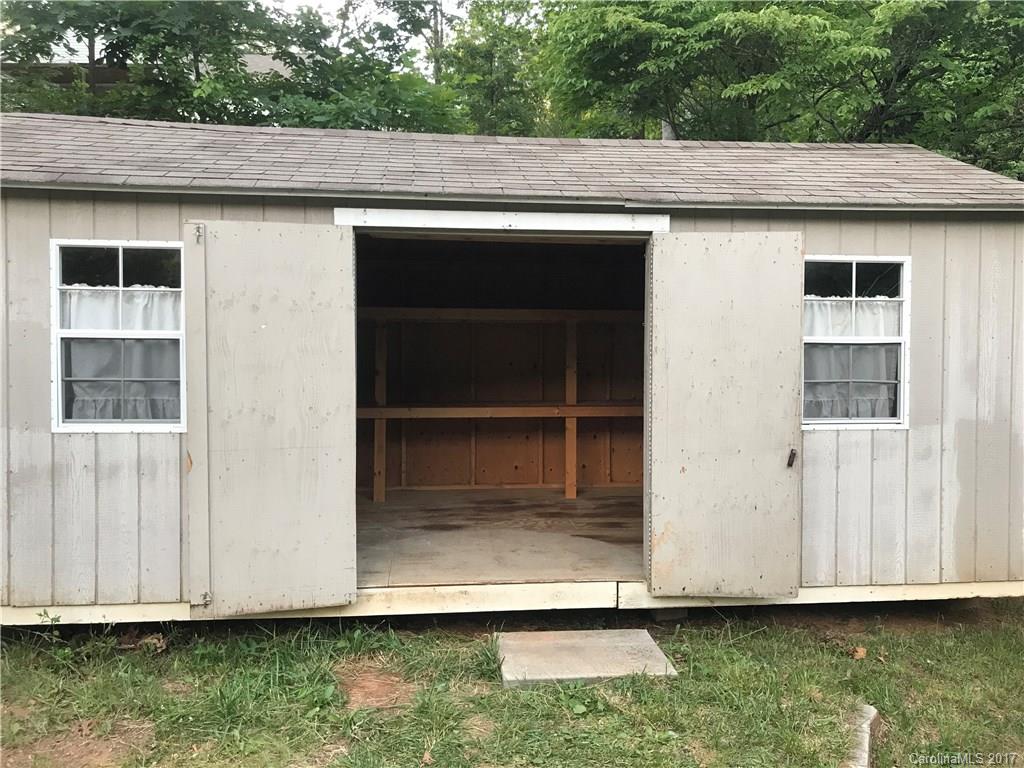 6 Bee Pollen Lane Weaverville NC 28787