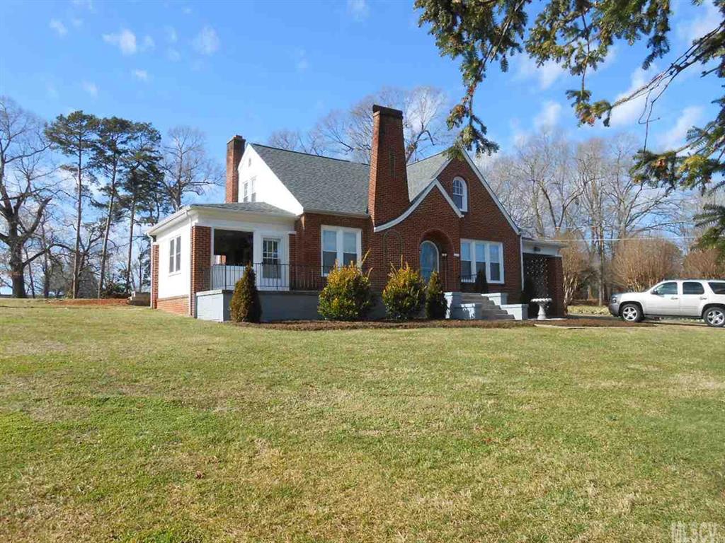 171 27th Street Nw Hickory NC 28601