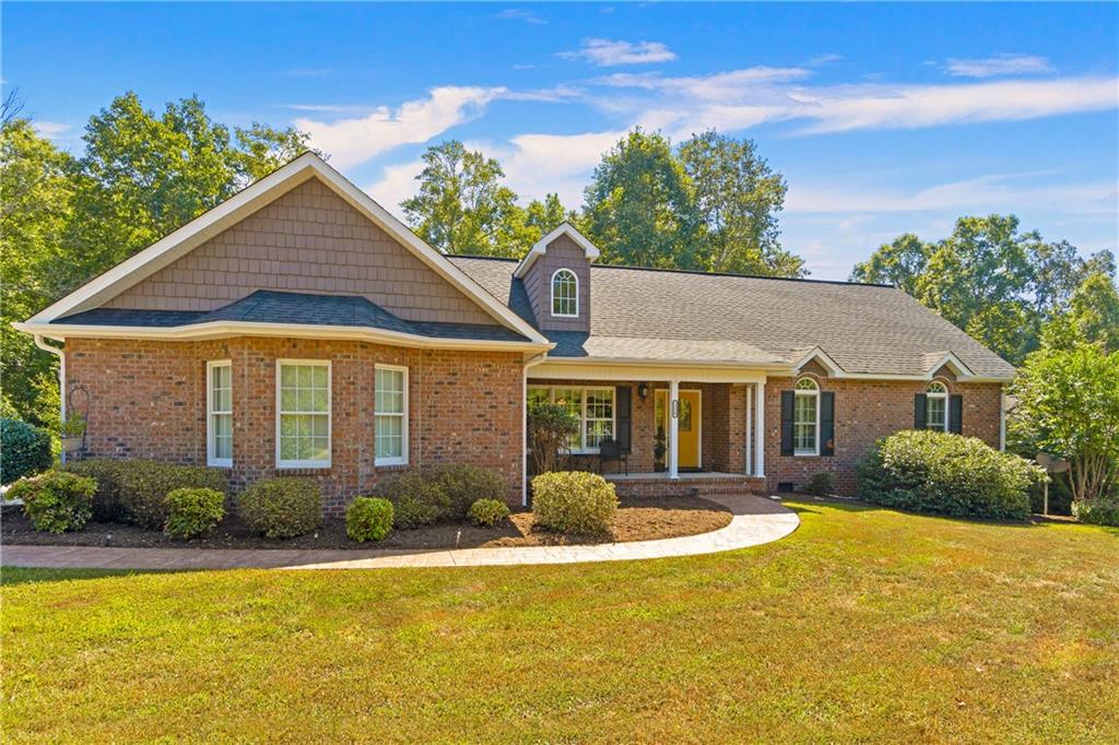 1228 Waterford Drive Hickory NC 28602