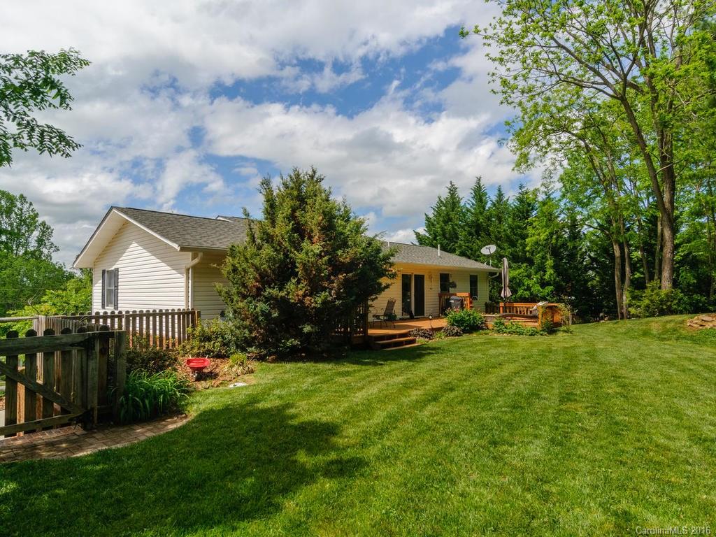 8 Fieldcrest Circle Asheville NC 28806