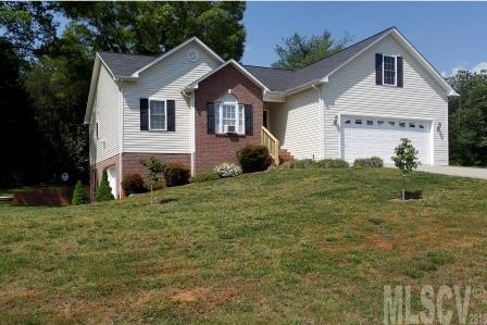 9005 Mccray Farms Drive Hickory NC 28601