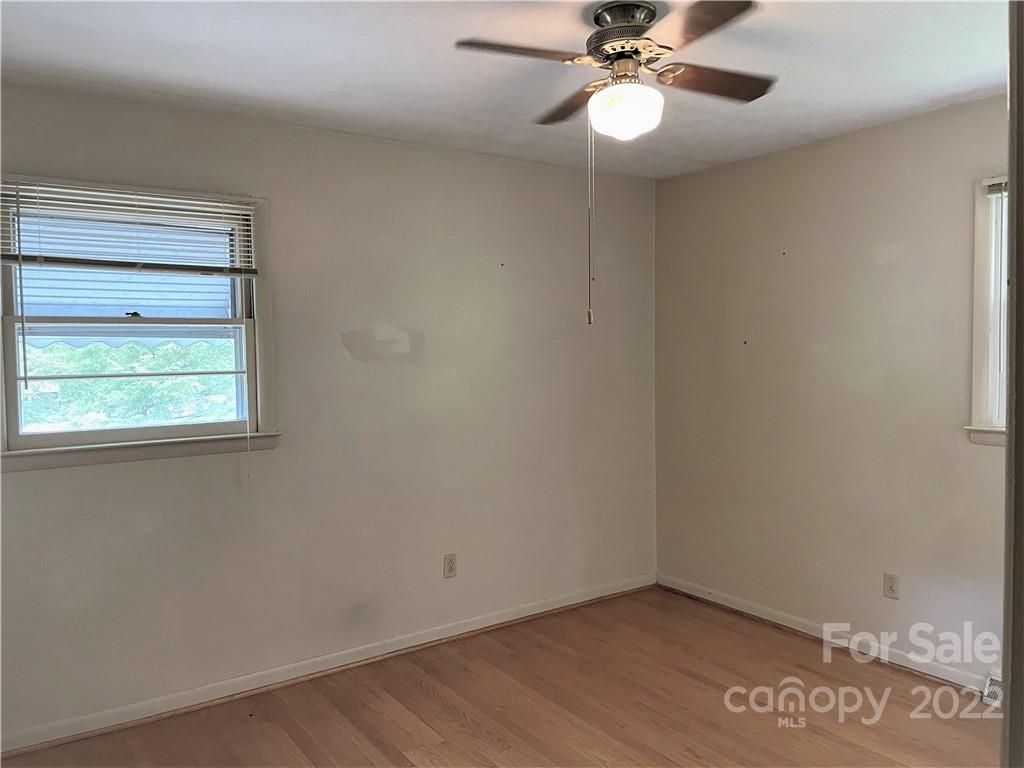 53 Merion Drive Asheville NC 28806