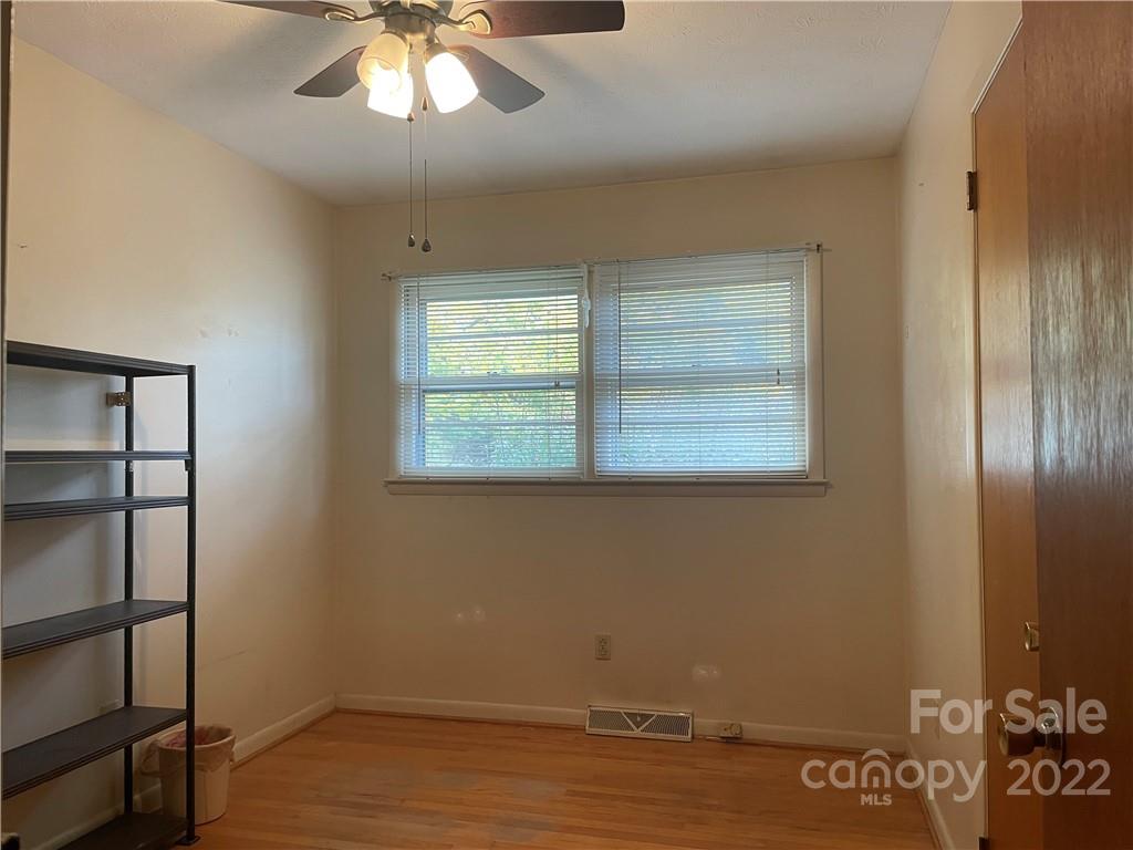 53 Merion Drive Asheville NC 28806