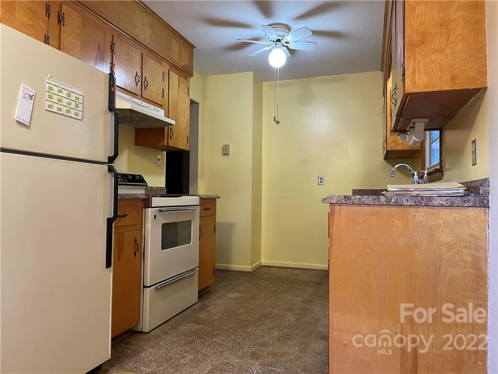 53 Merion Drive Asheville NC 28806