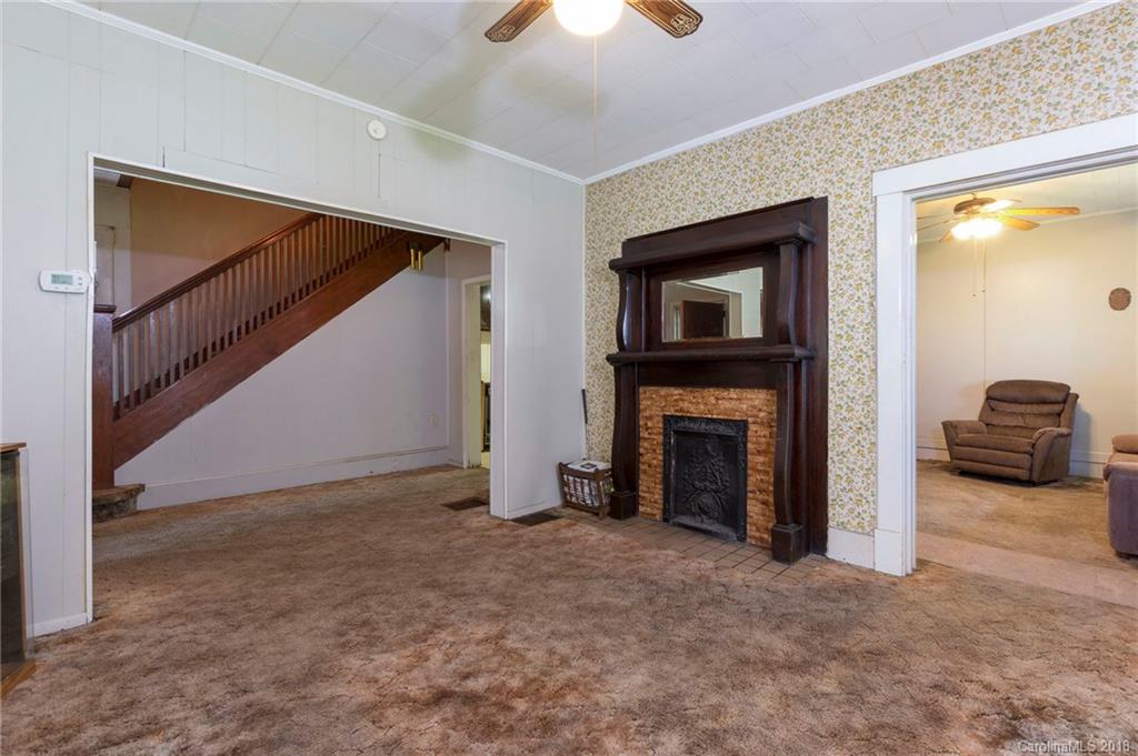 121 Annandale Avenue Asheville NC 28801