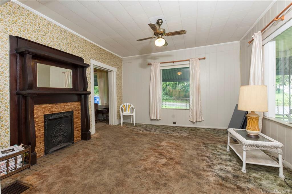 121 Annandale Avenue Asheville NC 28801